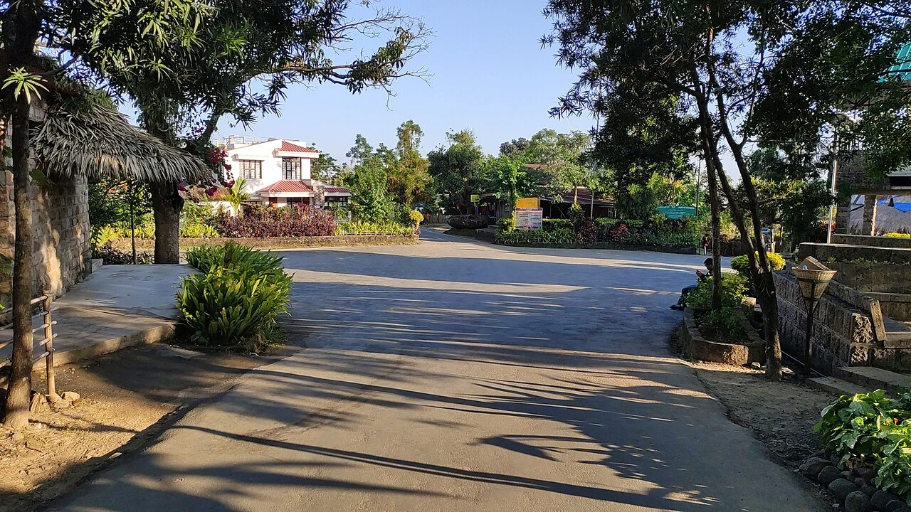 Mawlynnong Village