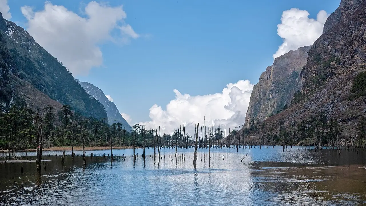 Madhuri Lake Tawang